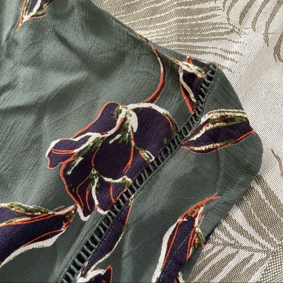 O’Neill Kendall Floral Jumpsuit - Picture 6 of 10